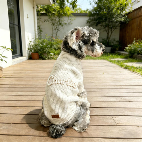 Muttechen® Personalisierter Hunde-Hoodie – Handgefertigter Pullover aus Wollmix mit Namenstickerei